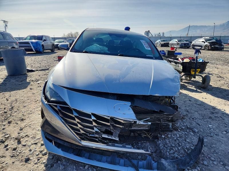 2023 Hyundai Elantra Limited