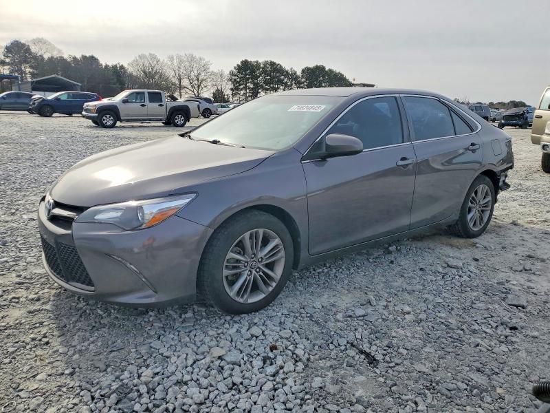 2016 Toyota Camry le