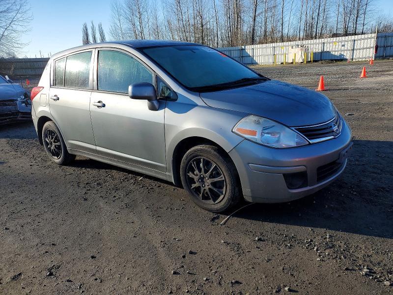 2011 Nissan Versa s