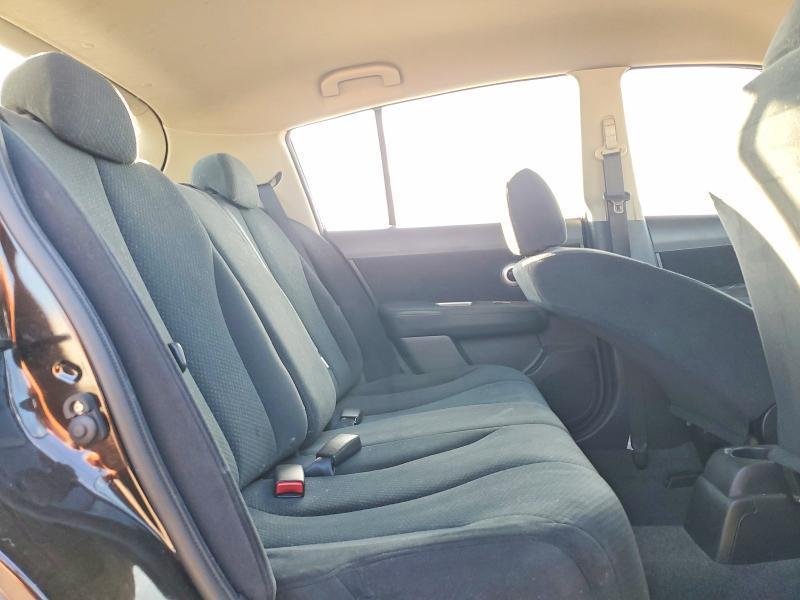 2011 Nissan Versa s