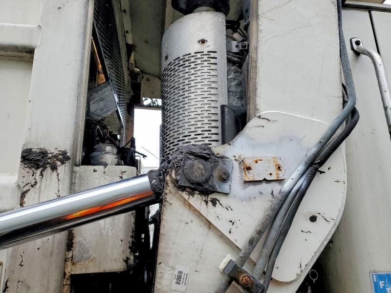 2018 Mack MRU613 Refuse Truck