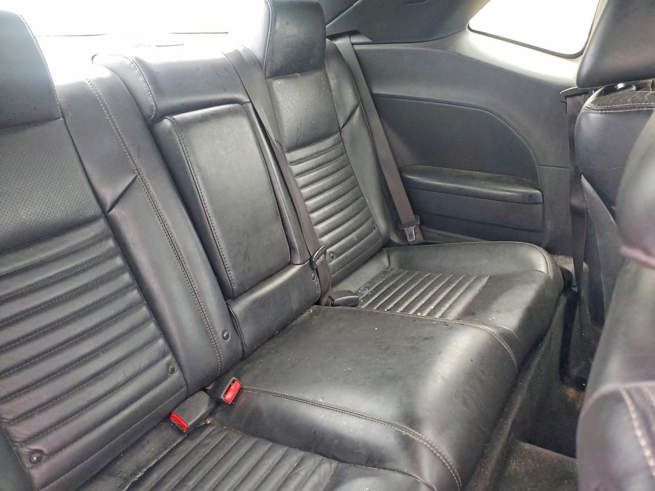 2012 Dodge Challenger sxt