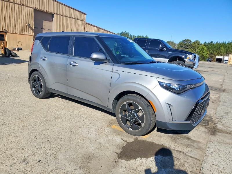 2023 KIA Soul ex