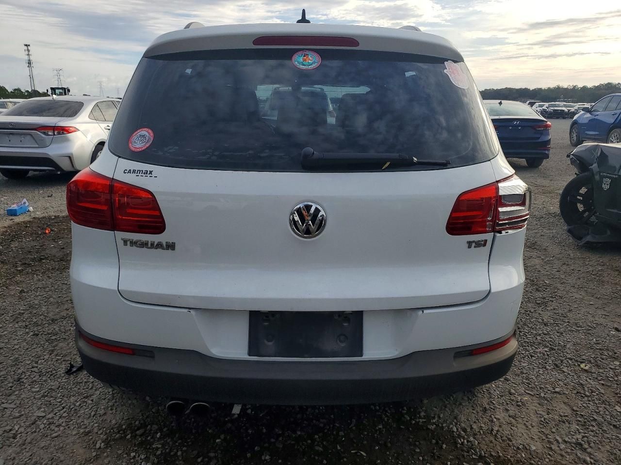 2017 Volkswagen Tiguan s