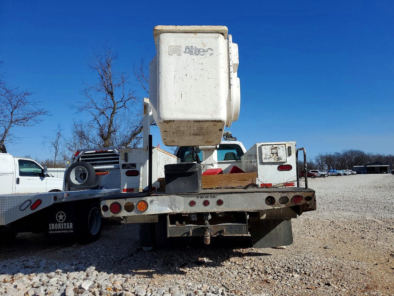 2000 Ford F450 Super Duty Bucket Truck