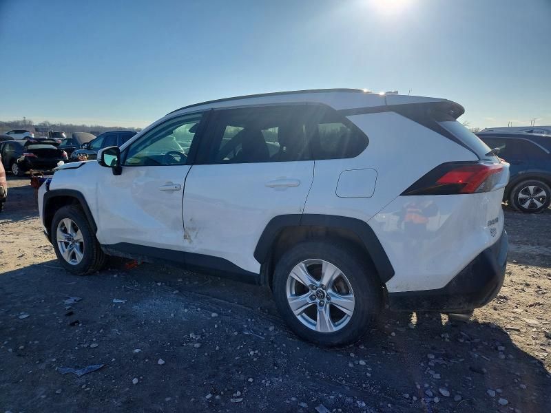 2020 Toyota Rav4 xle