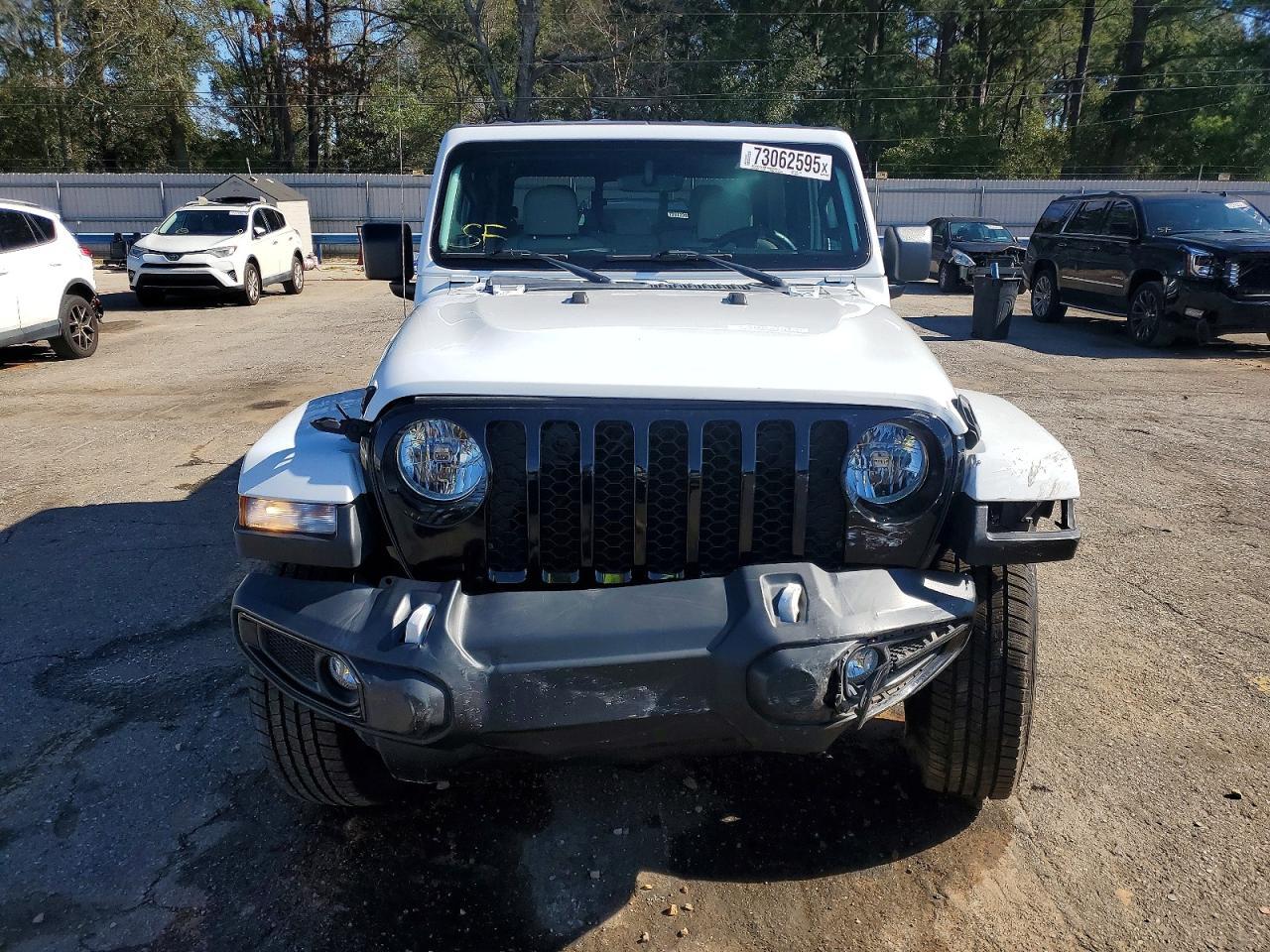 2021 Jeep Gladiator Sport