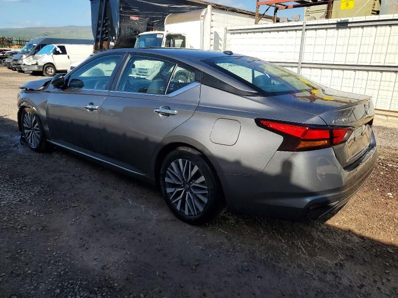 2024 Nissan Altima sv