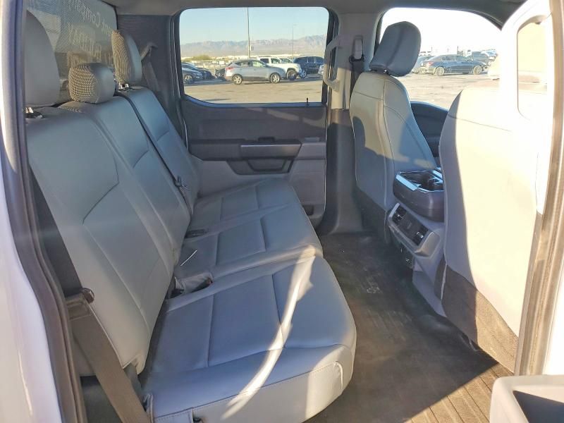 2022 Ford F150 Lightning pro