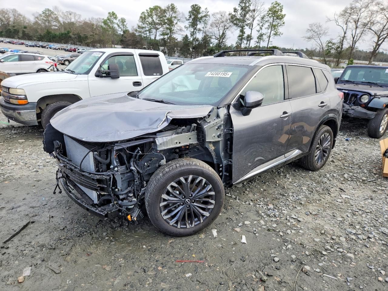 2025 Nissan Rogue Platinum