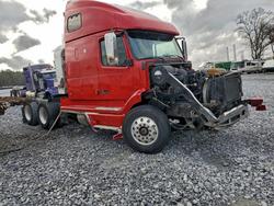 Salvage trucks for sale at Cartersville, GA auction: 2001 Volvo VNL Semi Truck