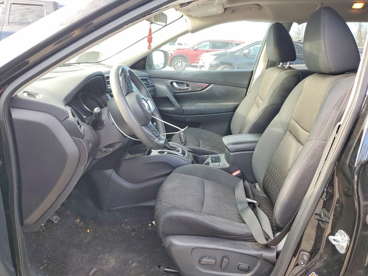 2017 Nissan Rogue sv