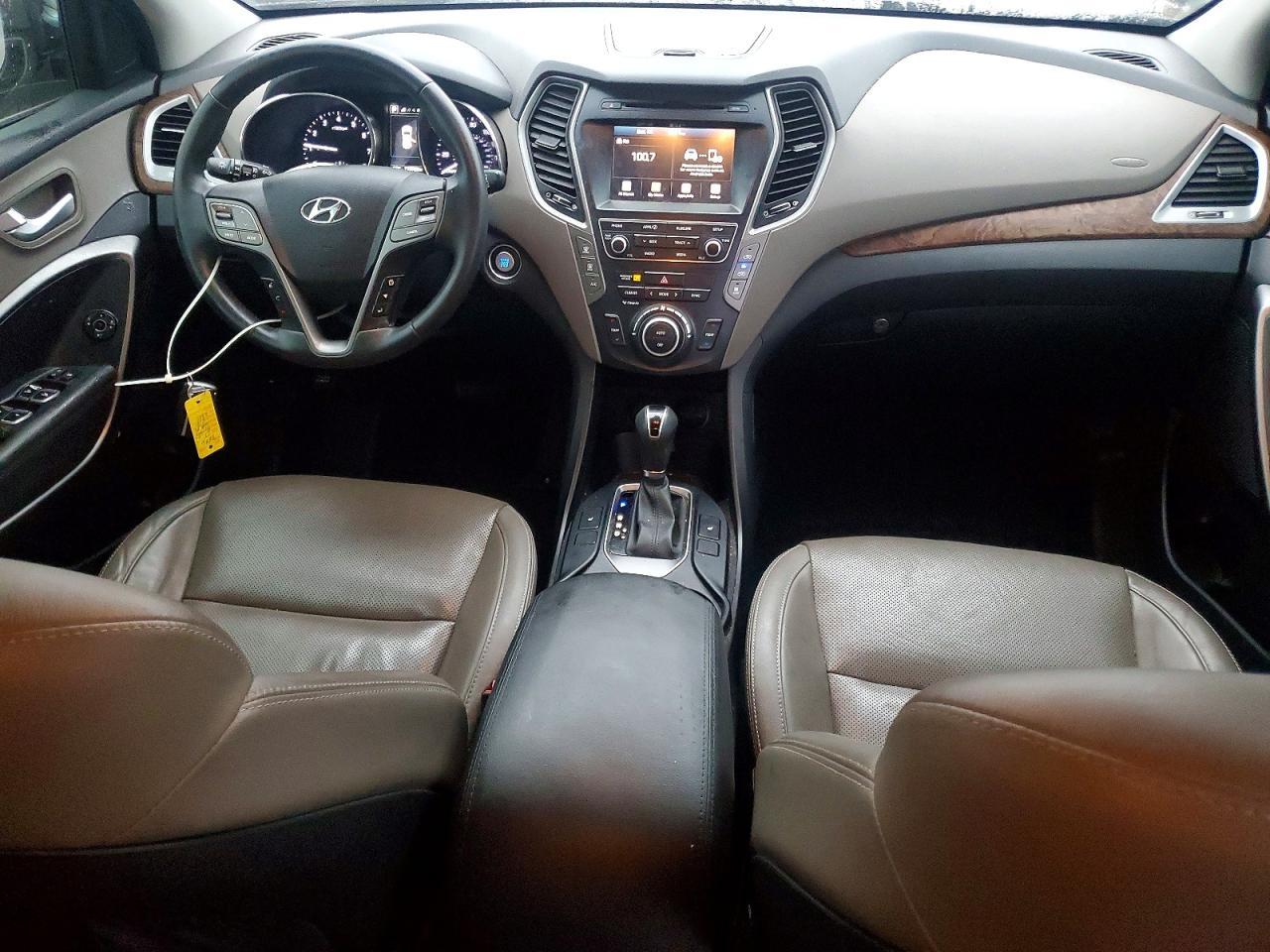 2017 Hyundai Santa fe se