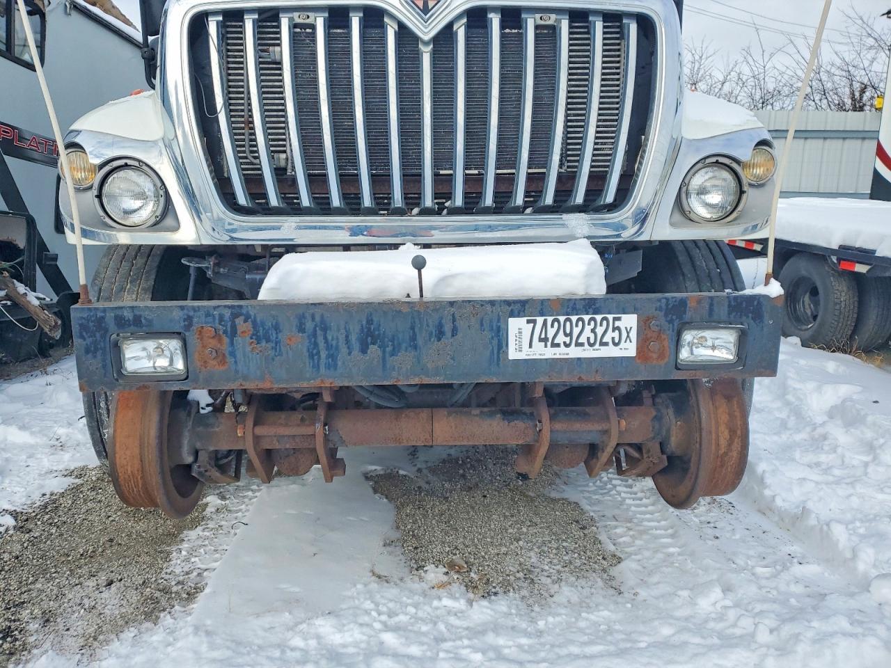 2008 International 7300 Railroad Service Truck