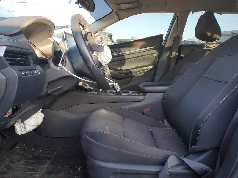 2020 Nissan Altima sv