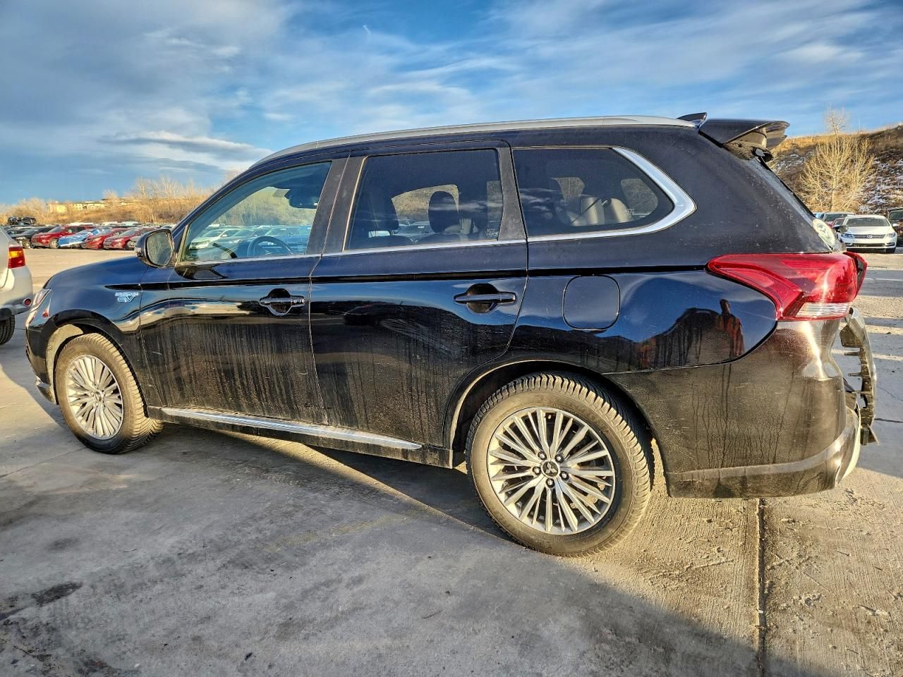 2021 Mitsubishi Outlander fe