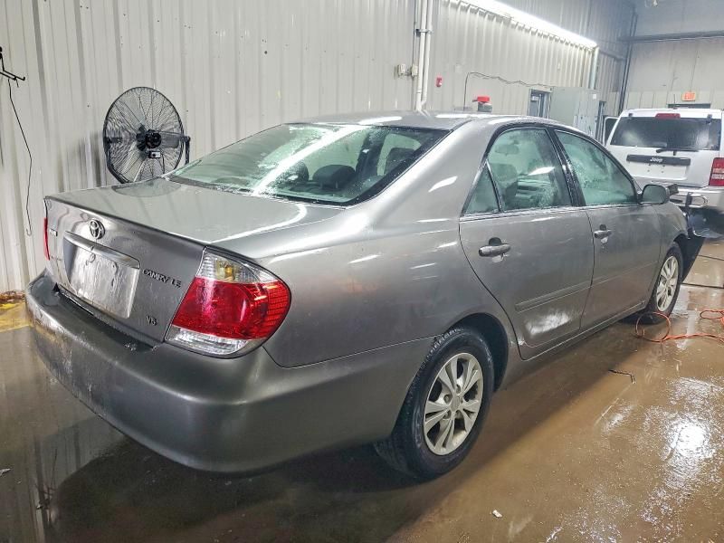 2006 Toyota Camry le