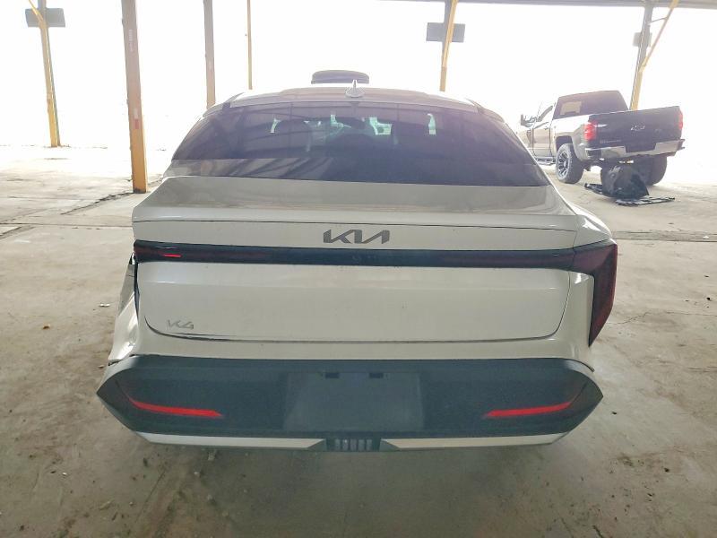 2025 KIA K4 lx