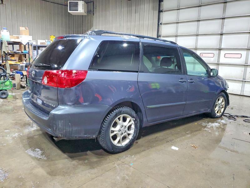2006 Toyota Sienna xle 7 Passenger