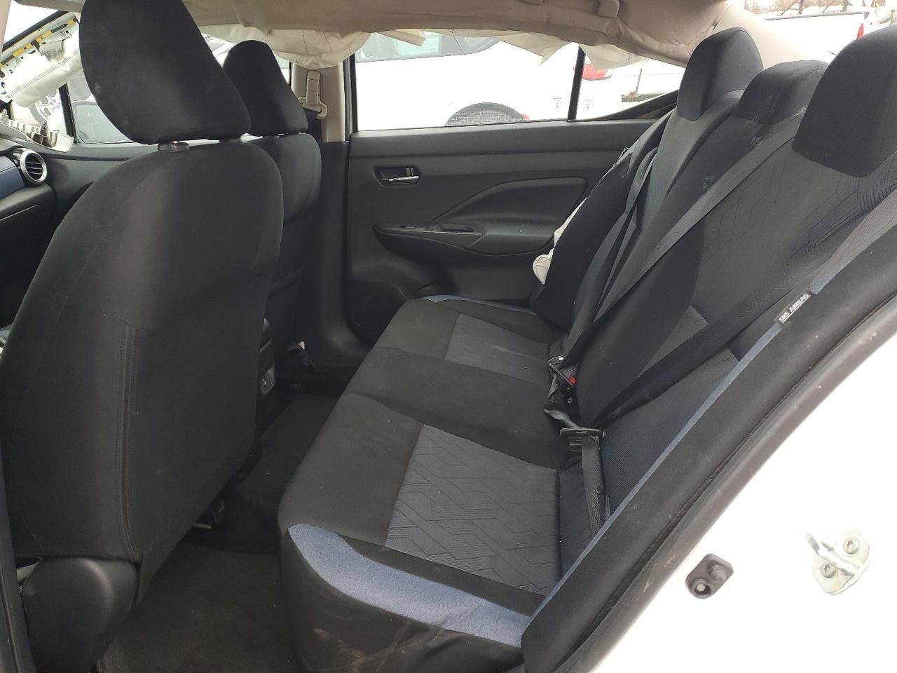 2024 Nissan Versa sv