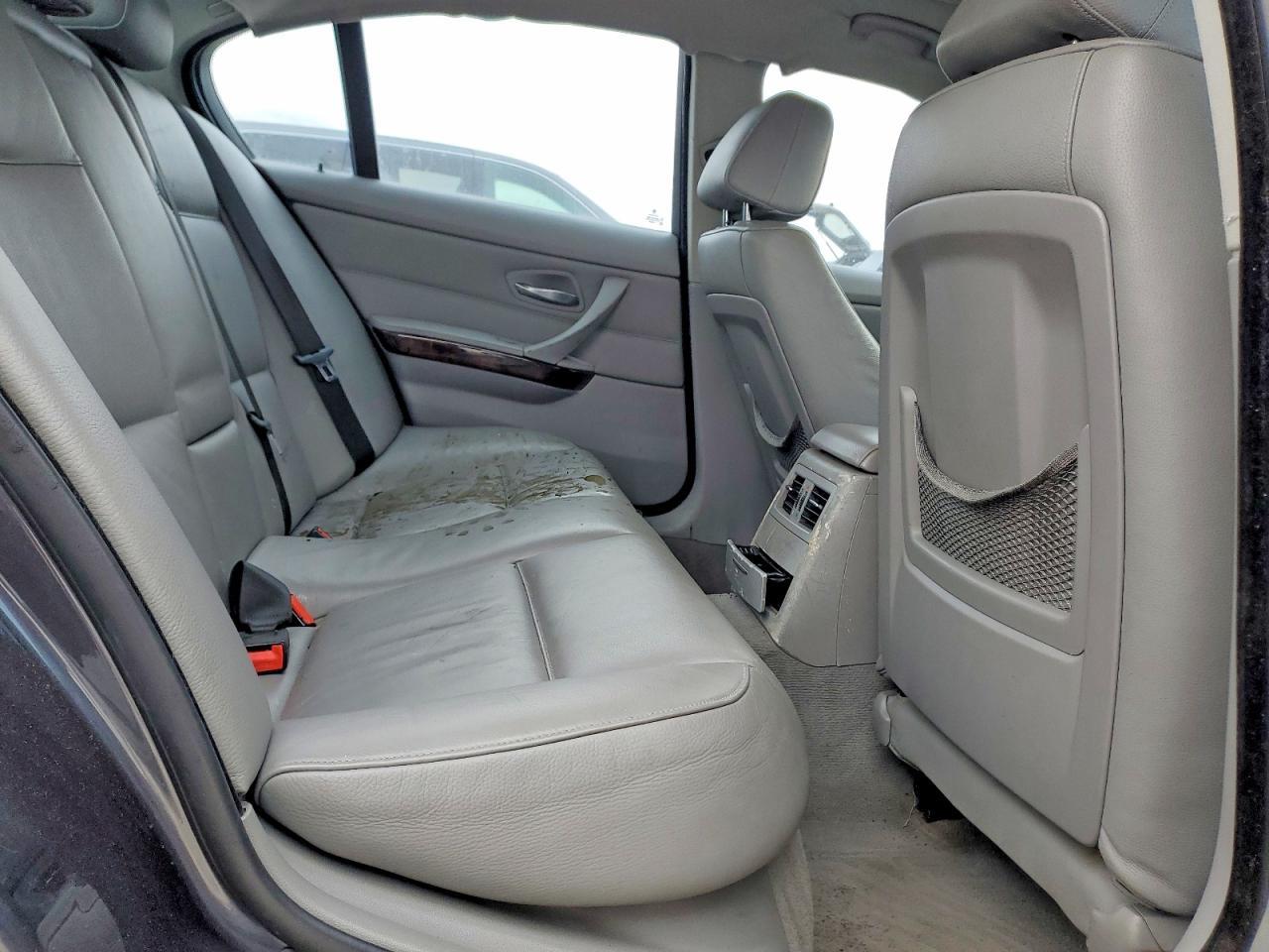 2006 BMW 325 i