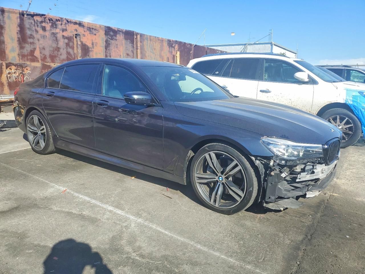 2019 BMW 740 i