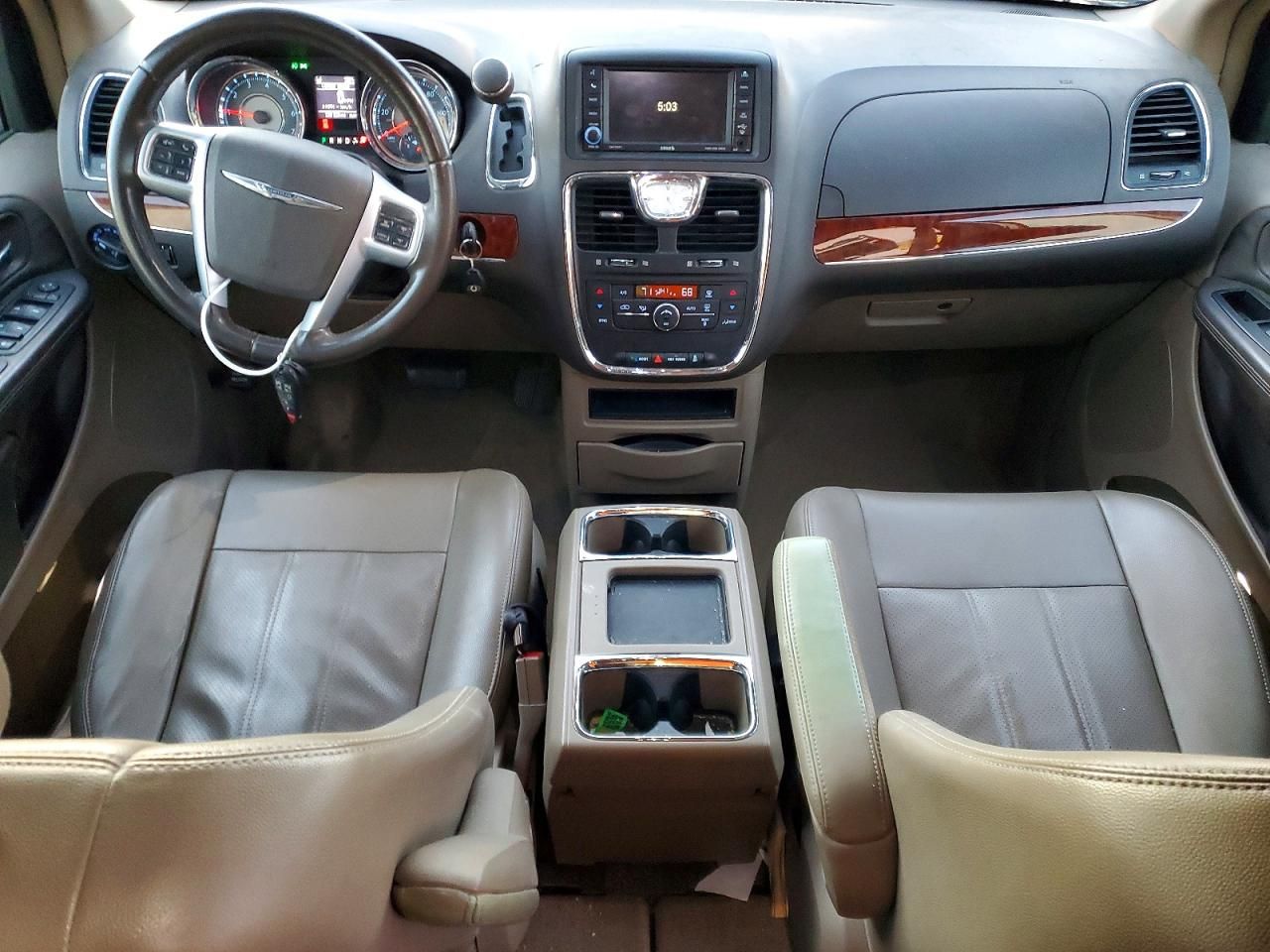 2012 Chrysler Town & Country Touring