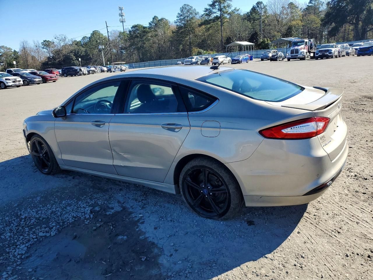 2016 Ford Fusion se