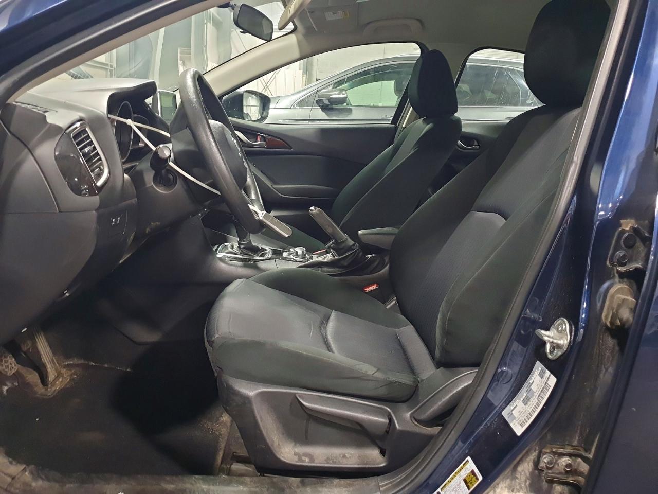 2015 Mazda 3 Sport