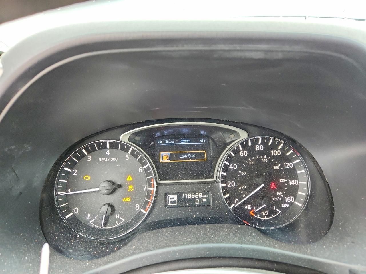 2013 Nissan Pathfinder s