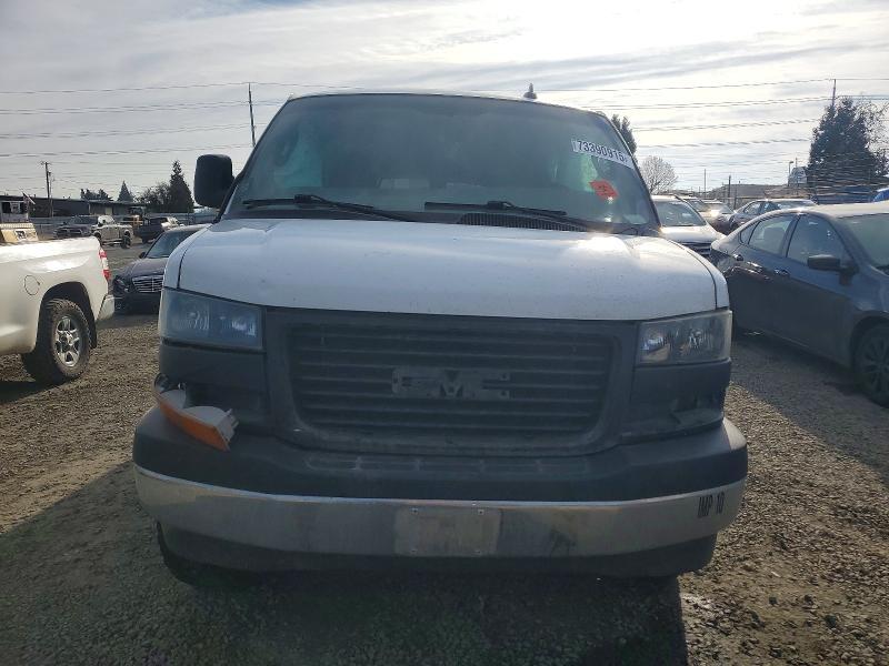 2017 GMC Savana G3500 LS