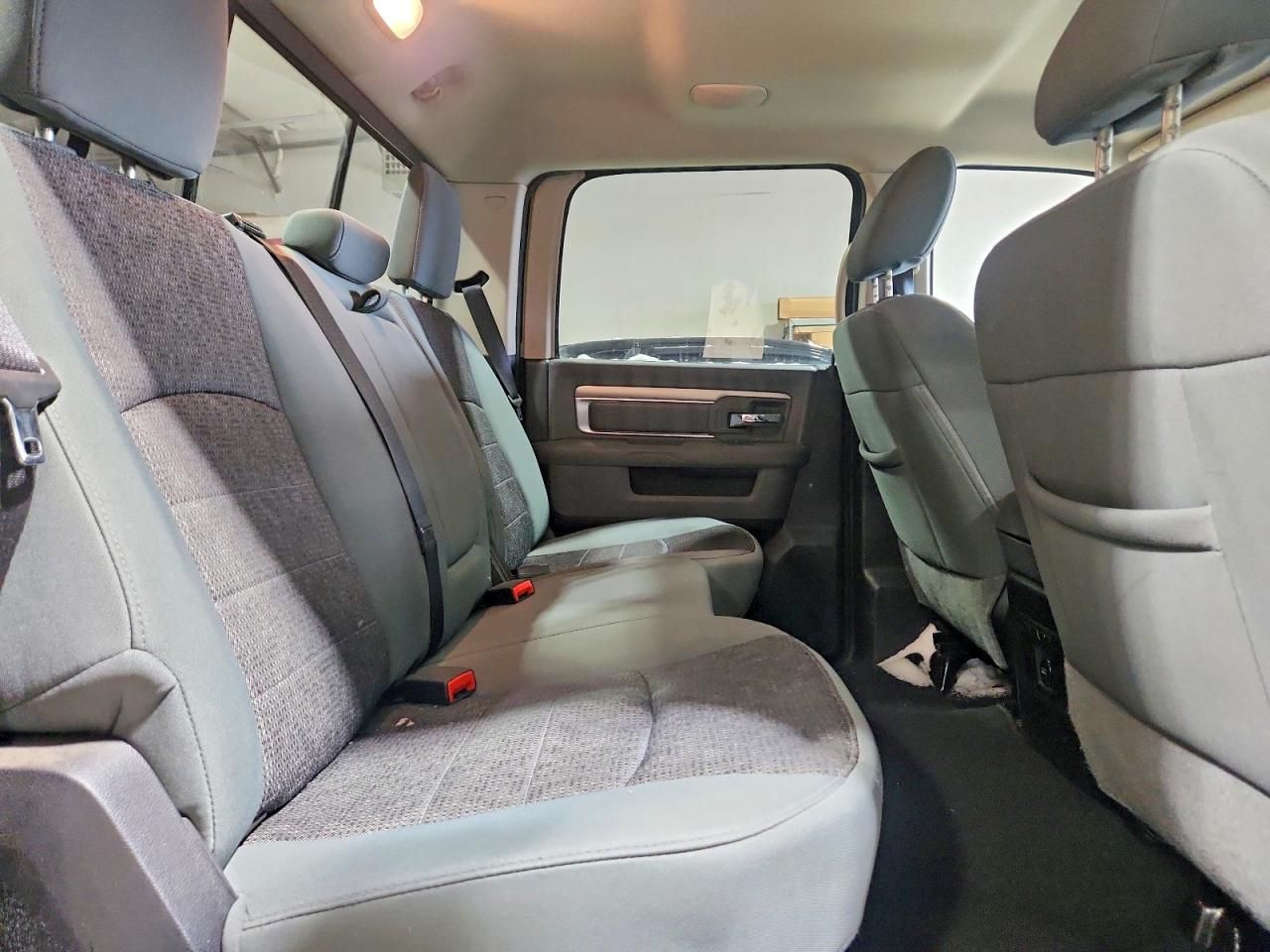 2014 Dodge Ram 1500 slt