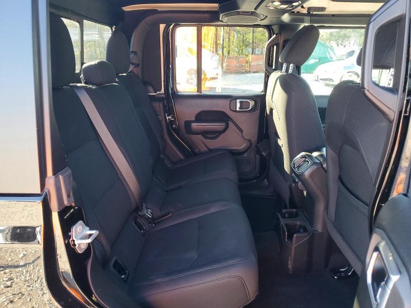 2022 Jeep Gladiator Sport
