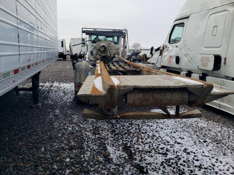 2021 Kenworth Construction T880