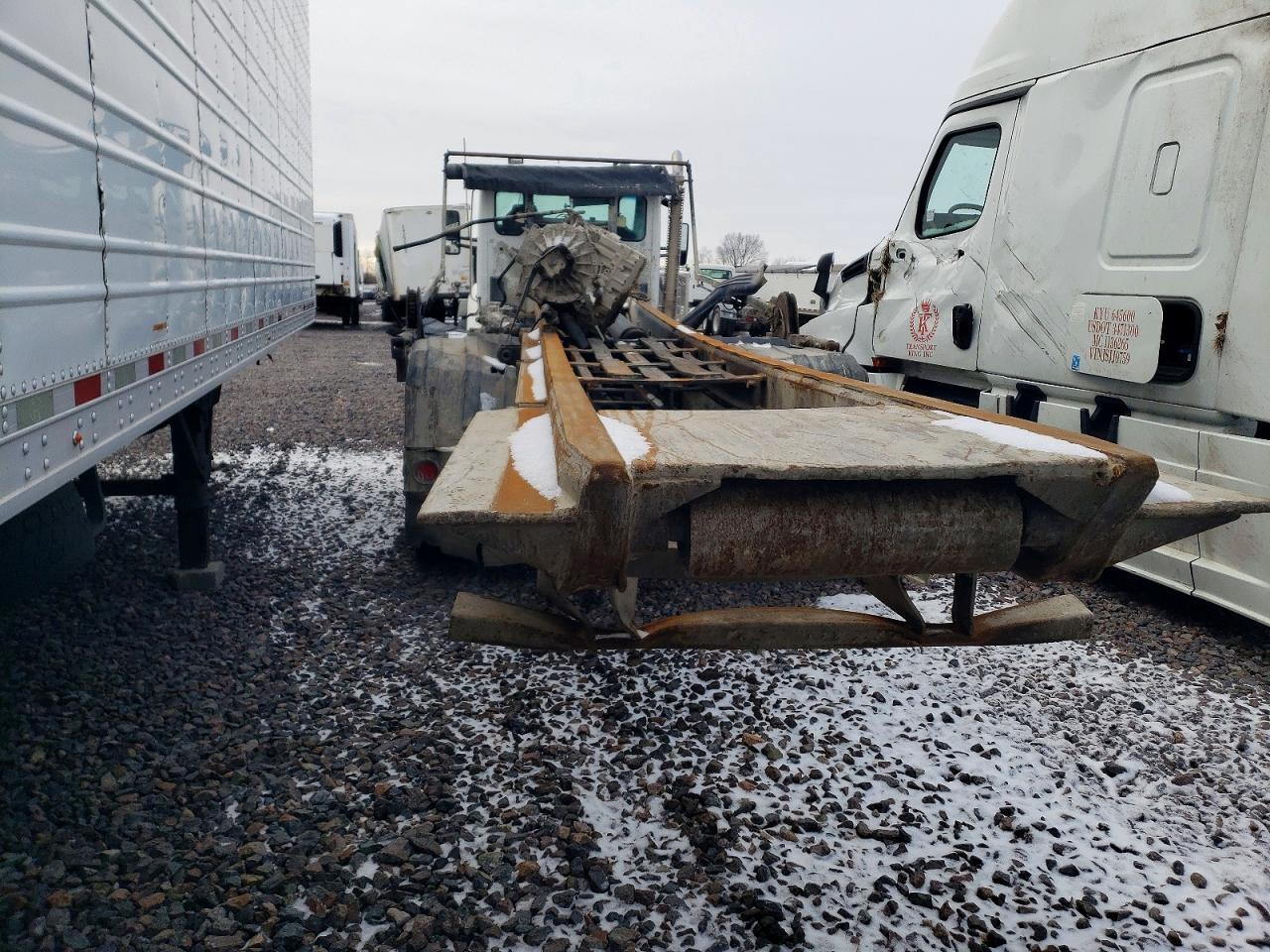 2021 Kenworth Construction T880