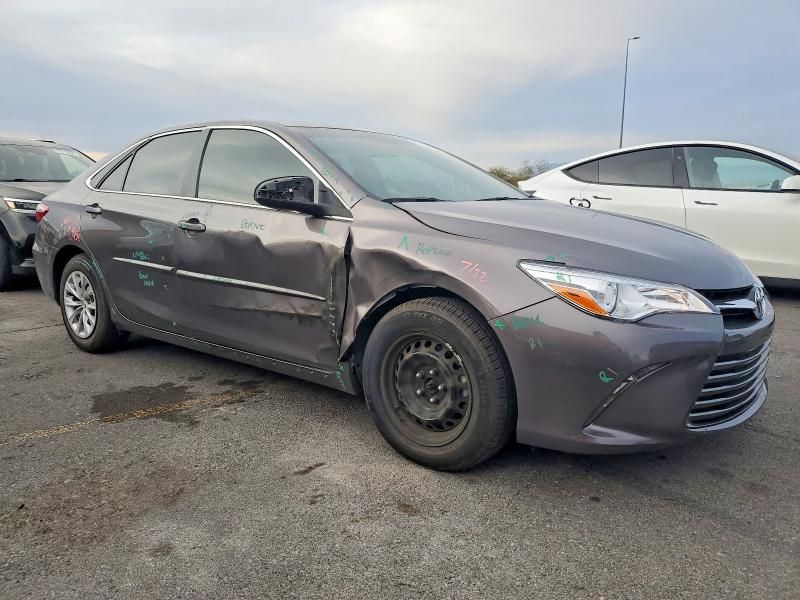 2017 Toyota Camry le