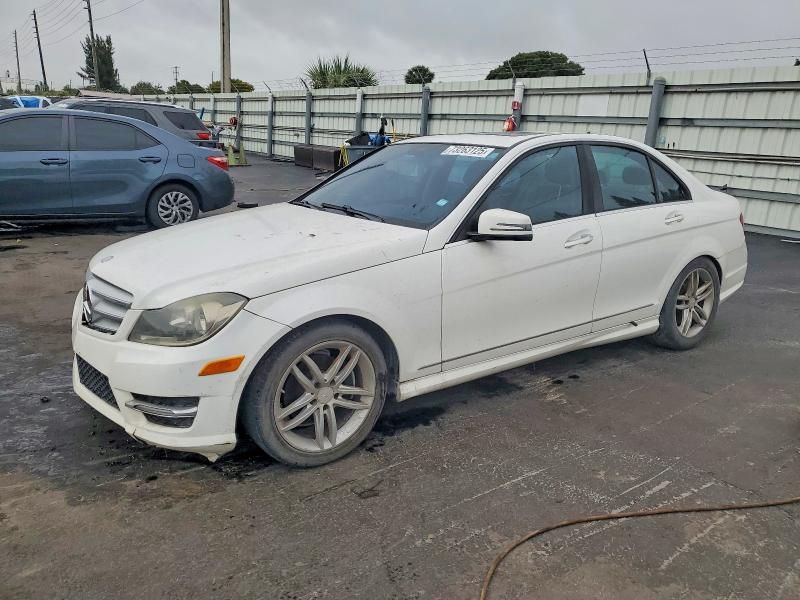 2013 Mercedes-Benz C 250