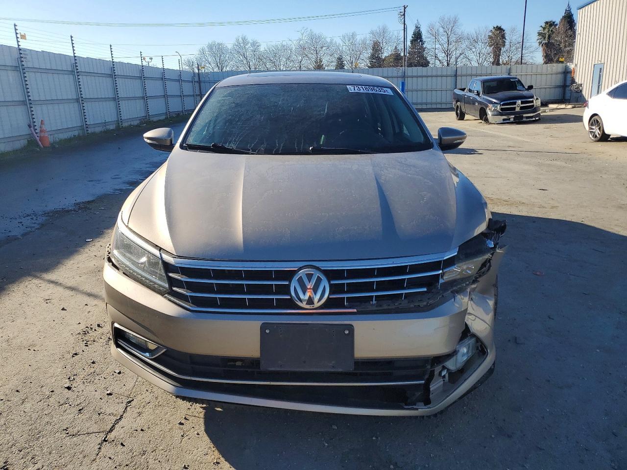 2016 Volkswagen Passat se