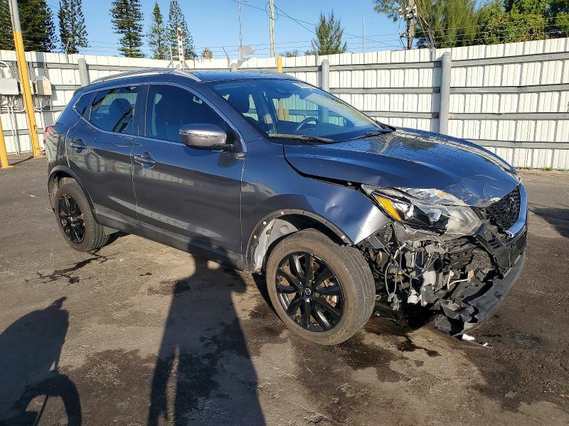 2020 Nissan Rogue Sport sv