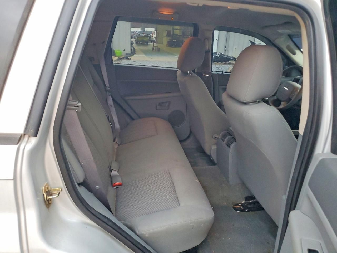 2005 Jeep Grand Cherokee Laredo