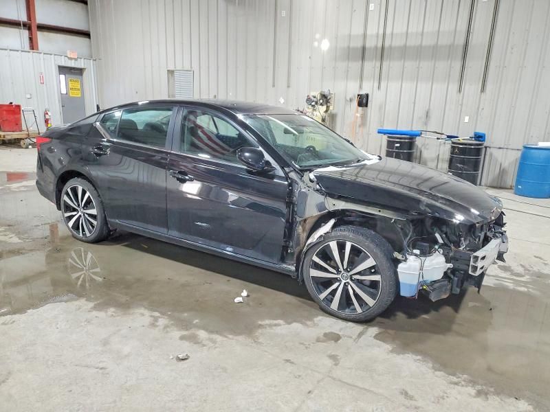 2020 Nissan Altima sr