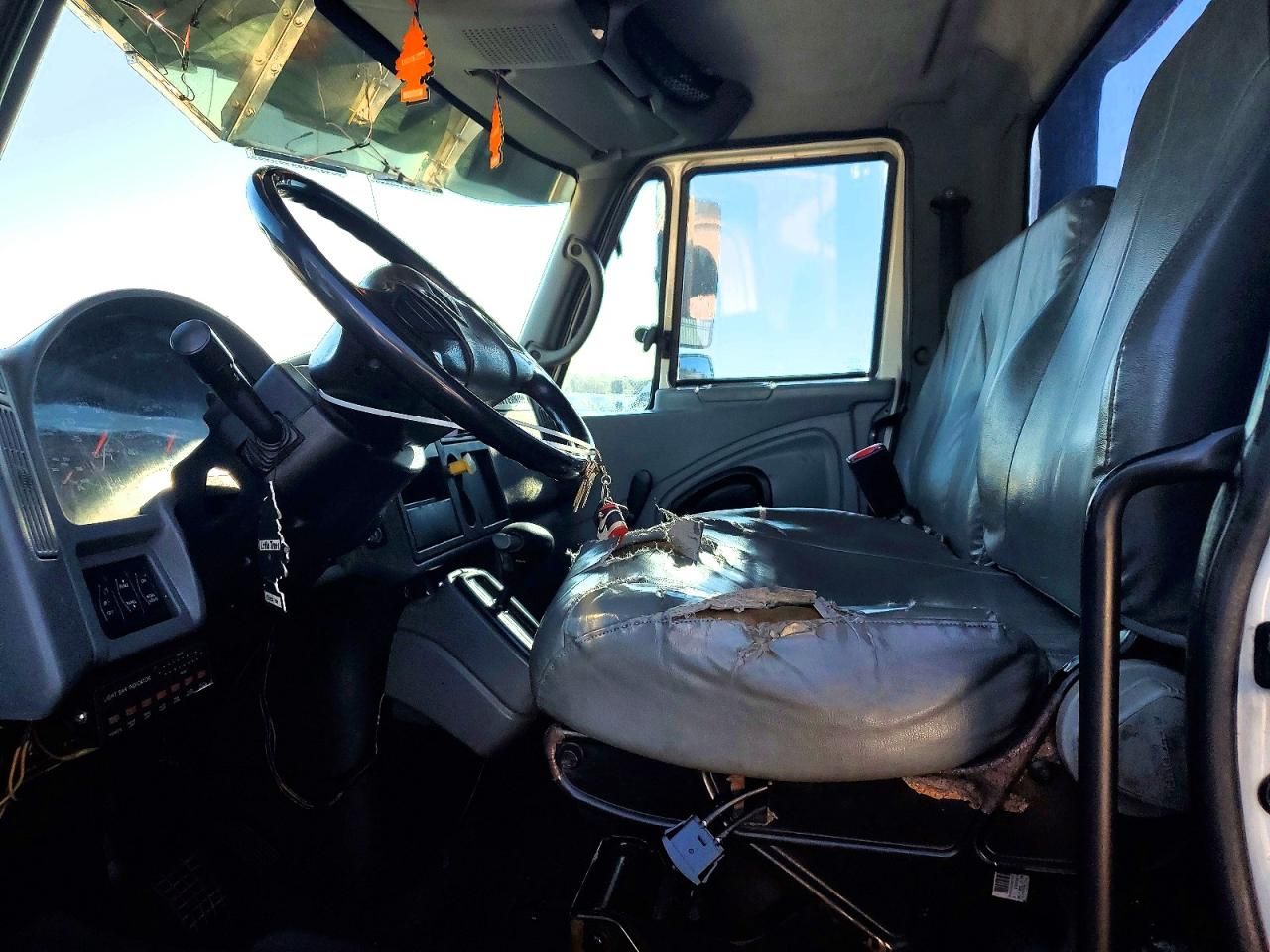 2006 International 400