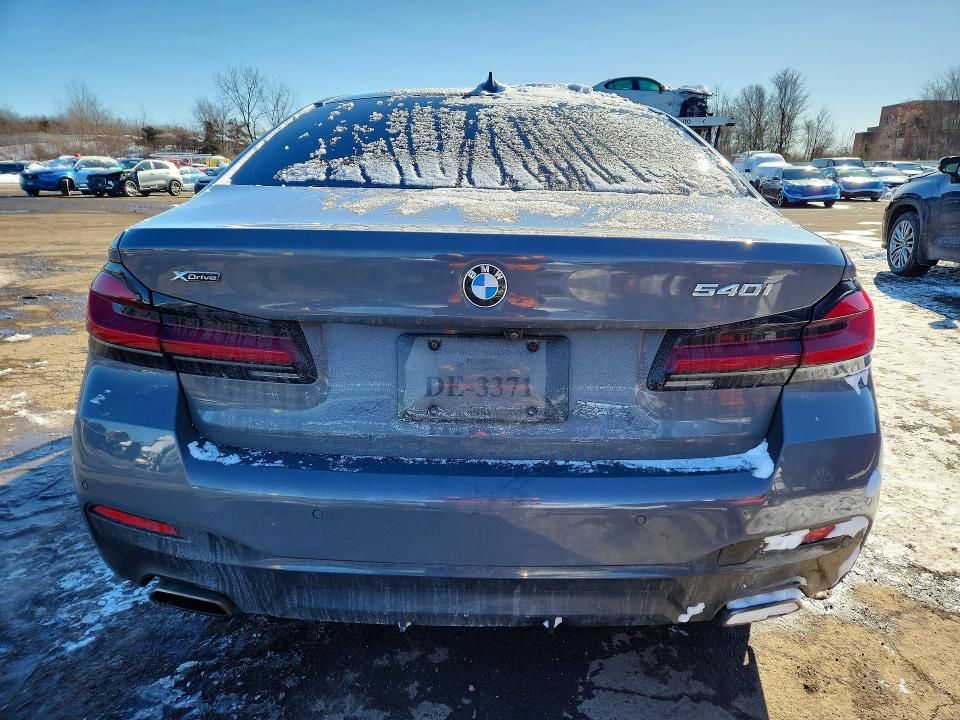 2022 BMW 540 xi