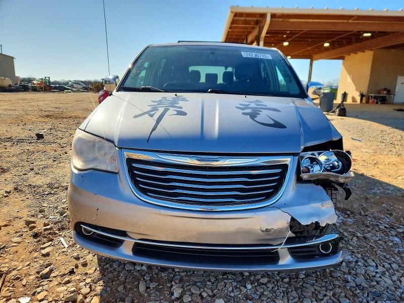 2015 Chrysler Town & Country Touring l