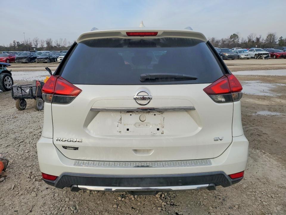 2018 Nissan Rogue s
