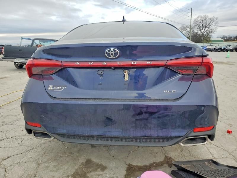 2021 Toyota Avalon xle