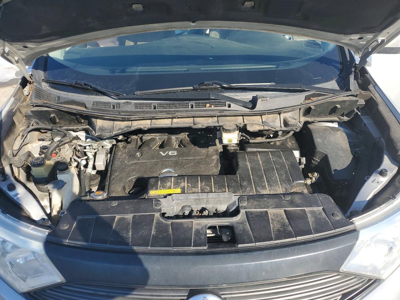 2016 Nissan Quest s