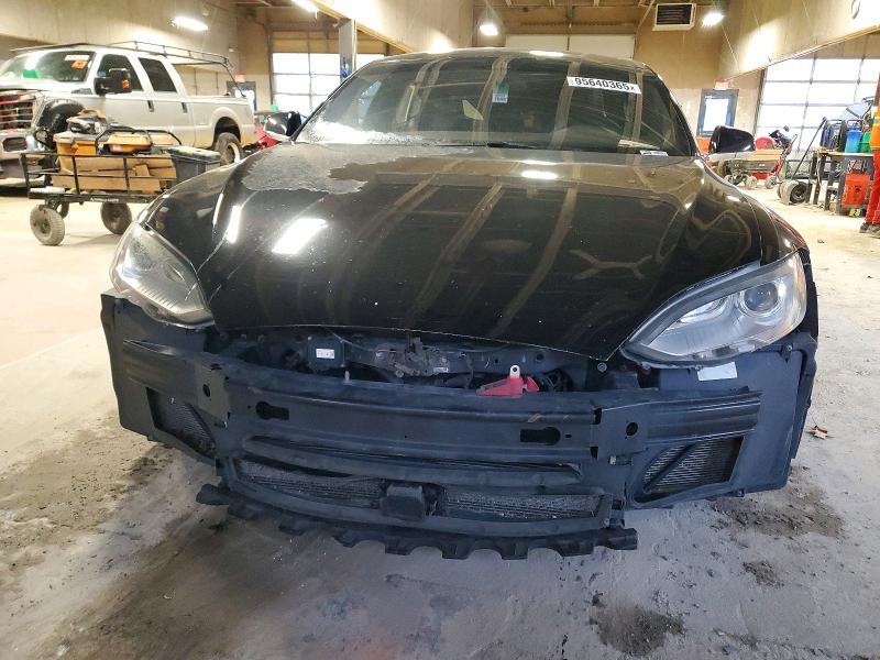 2015 Tesla Model s 70D