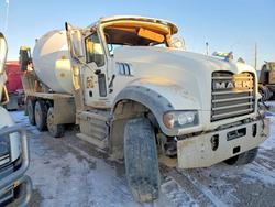 Mack Vehiculos salvage en venta: 2017 Mack 700 GU700