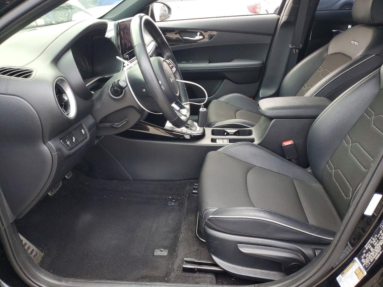 2024 KIA Forte gt Line